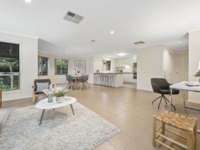 121 Nullarbor Avenue, Harrison