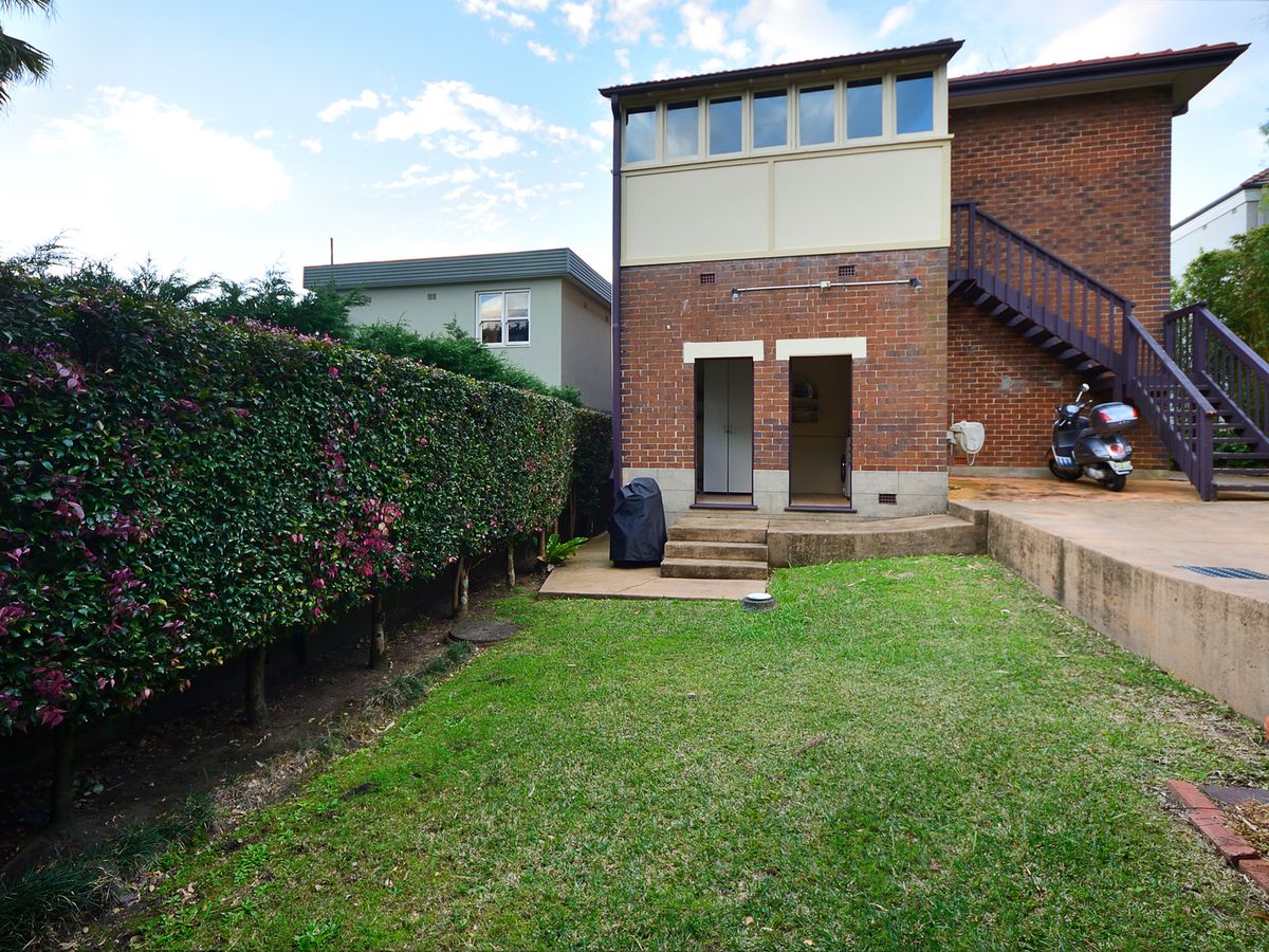 1 / 16 Lennox Street, Mosman