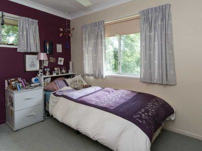 1336 Brisbane Valley Highway, Fernvale