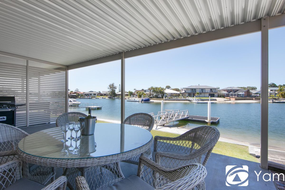1 / 28 The Mainbrace, Yamba