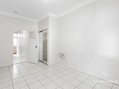 4 / 421 Rathdowne Street, Carlton