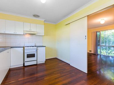 28 Devereux Street, Armadale