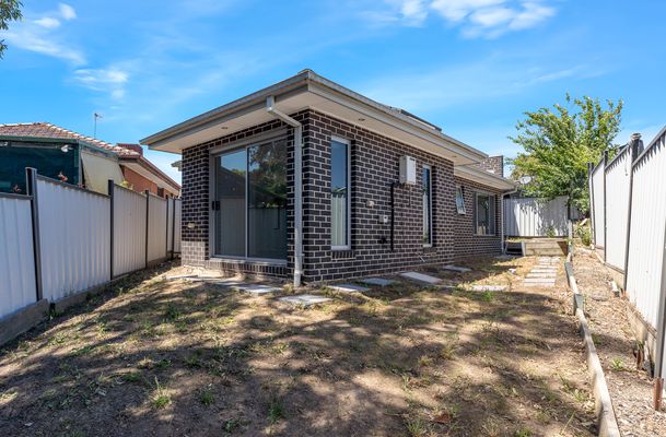 3 / 5 Falmer Place, Craigieburn