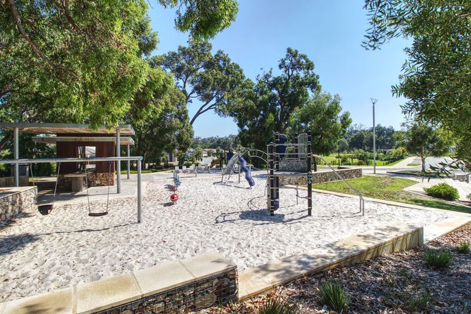 32 Amazon Drive , Baldivis