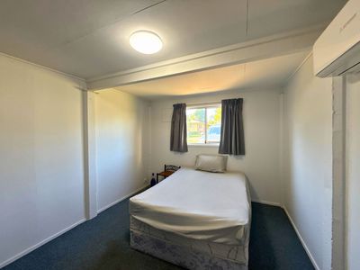 17 MacKay Street, Moranbah
