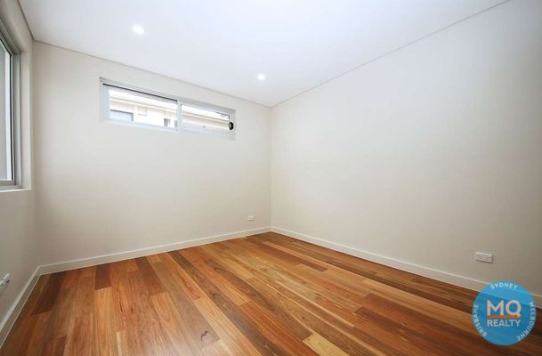 201 / 50 East Street, Five Dock