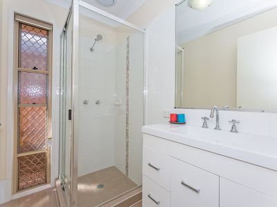 29 Wollumbin Cr, Waterford