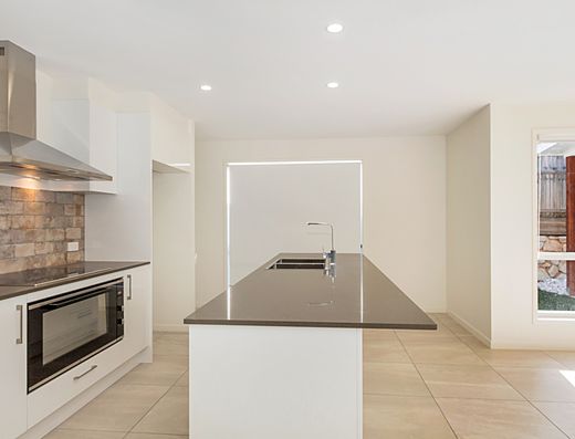 Stylish Home in Woombye image 2