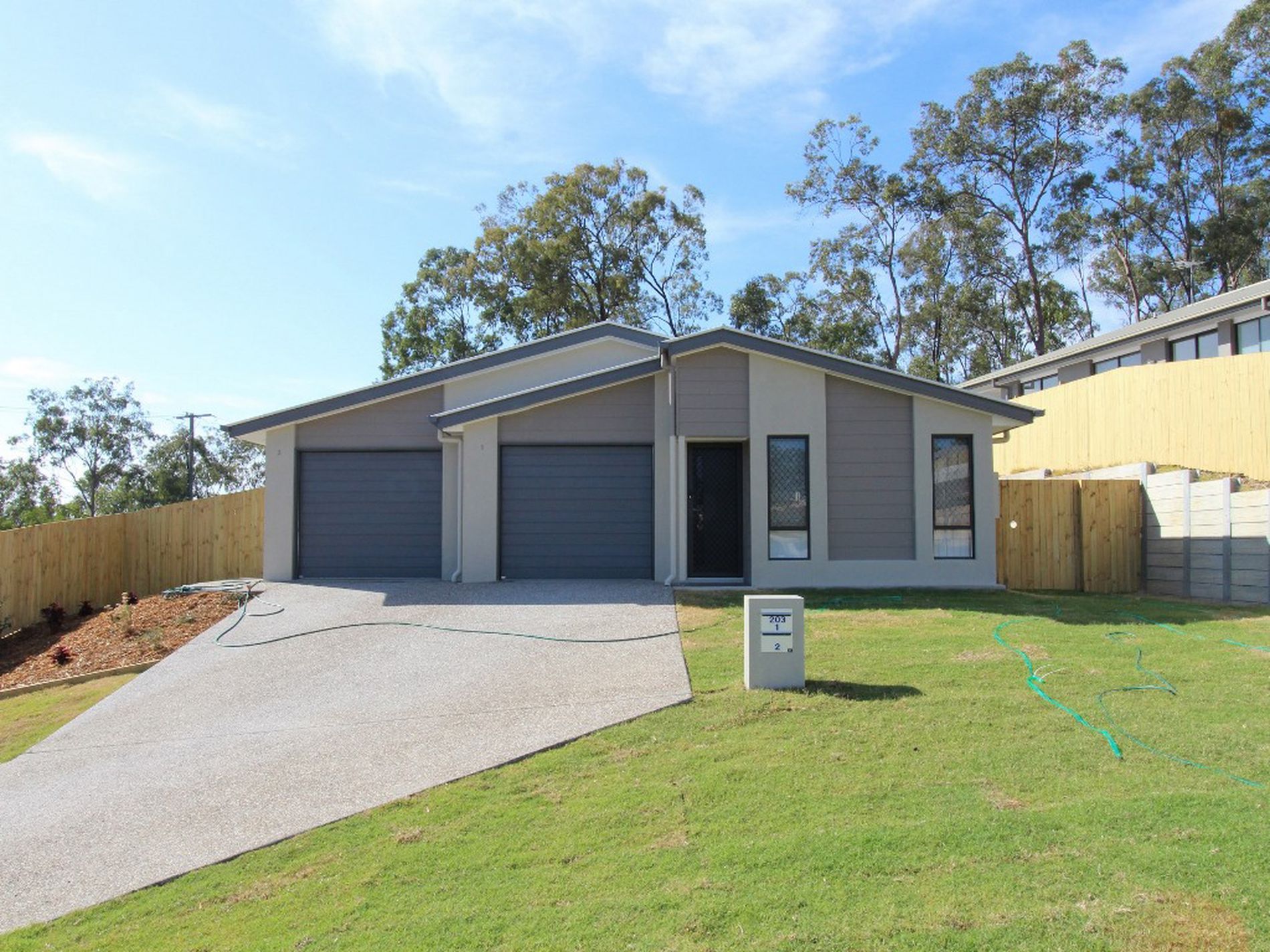 2 / 6 Soho Drive, Deebing Heights Ipswich Real Estate