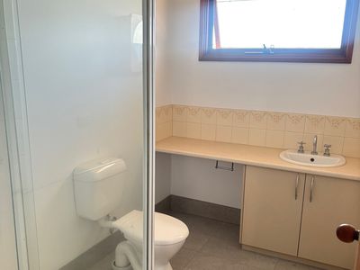 4 / 221 Anzac Ave, Seymour