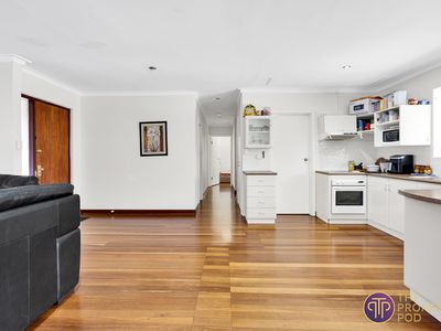 16 Carleton Crescent, Forrestfield