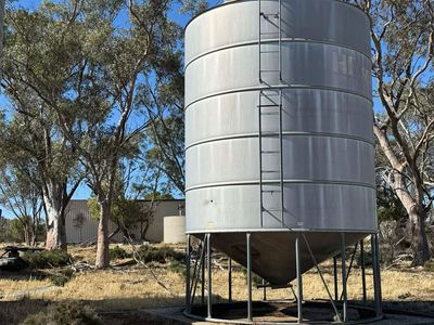 117 Hillside Lane, Parkes