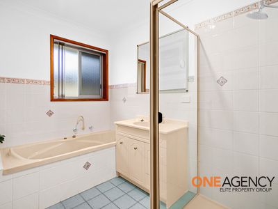 17 Fir Crescent, Albion Park Rail