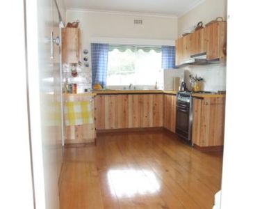 6 Mountain Avenue, Mount Beauty