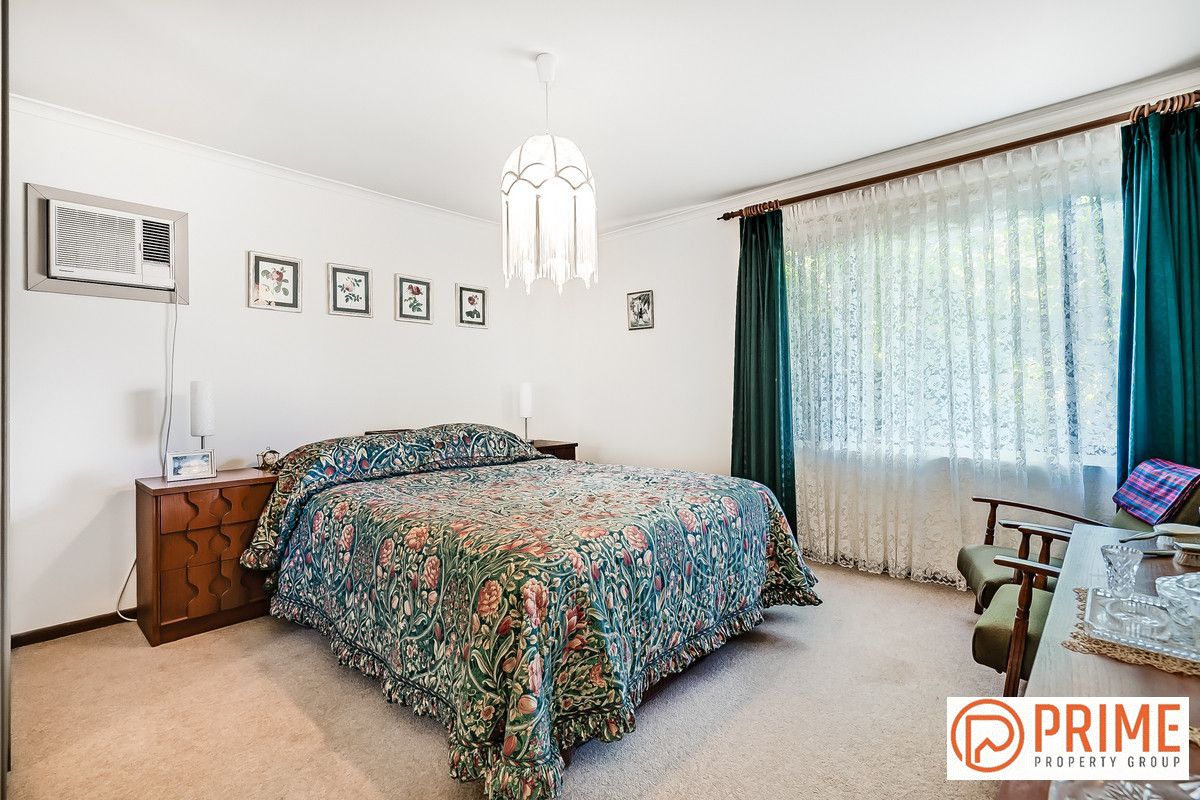 14 Chapman Crescent, Redwood Park