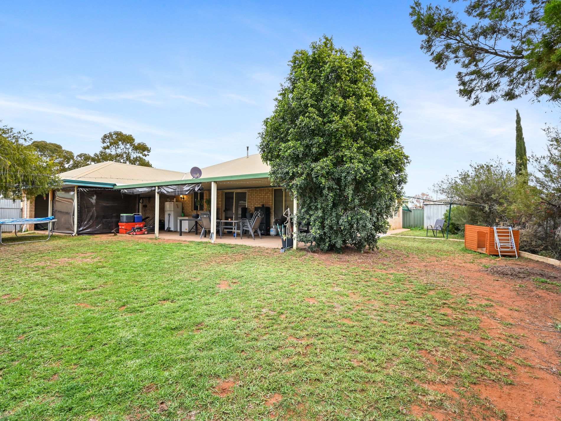 23 Hefron Circle, Somerville