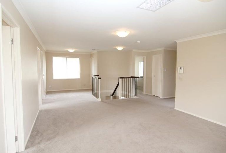 7 Waterstone Cove, Sanctuary Lakes