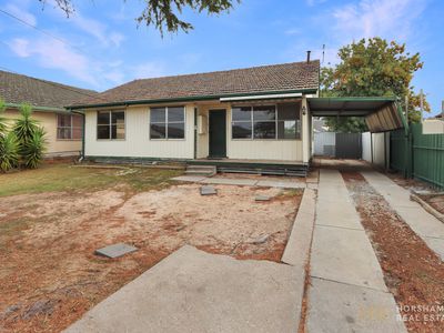 21 Hennessy Street, Horsham
