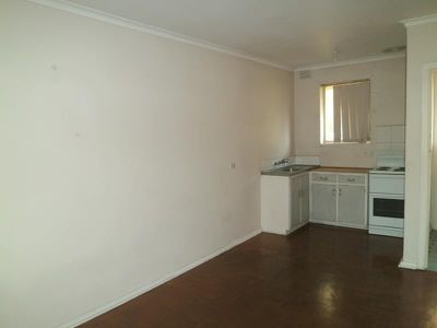 8/55 Swan Street, Footscray