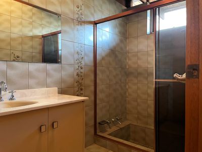 938 Lower North East Road, Highbury