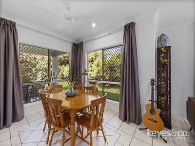 11 Ellesons Place, Douglas