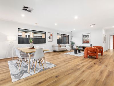17 Perry Circuit, Cranbourne North