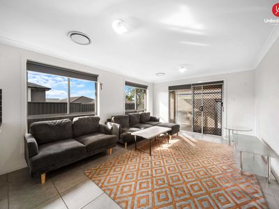 2 Shortbridge Avenue, Middleton Grange