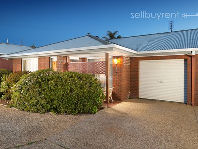 2 / 3 KINGFISHER DRIVE, Wodonga