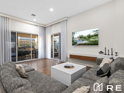 9 Springleaf Avenue, Clyde North