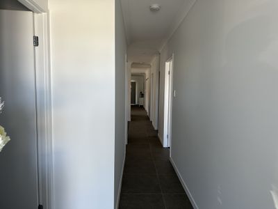 6 Hines Street , Walloon