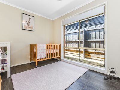 9 Broome Crescent, Cranbourne North