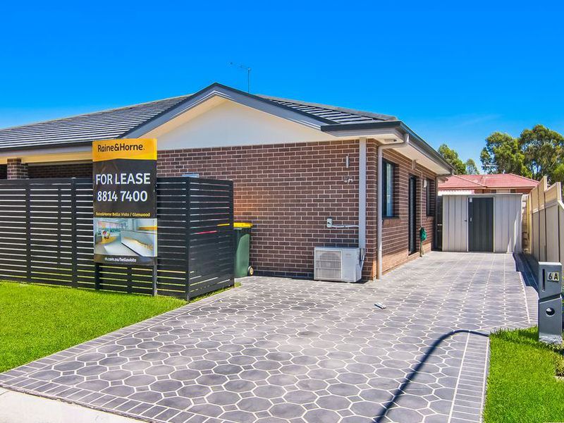 6A Pardalote Street, Glenwood
