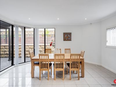 10 Rainham Circuit, West Hoxton