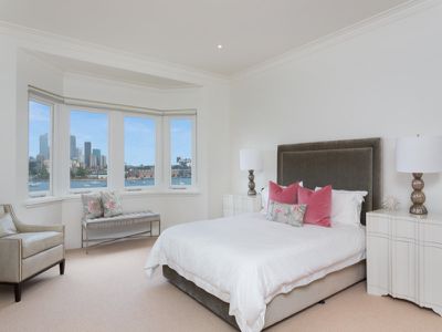 7 / 57 Yarranabee Road, Darling Point