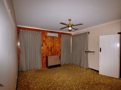 83 Lakeside Avenue , Mount Beauty