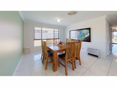 18 Pinnaroo Place, Dubbo