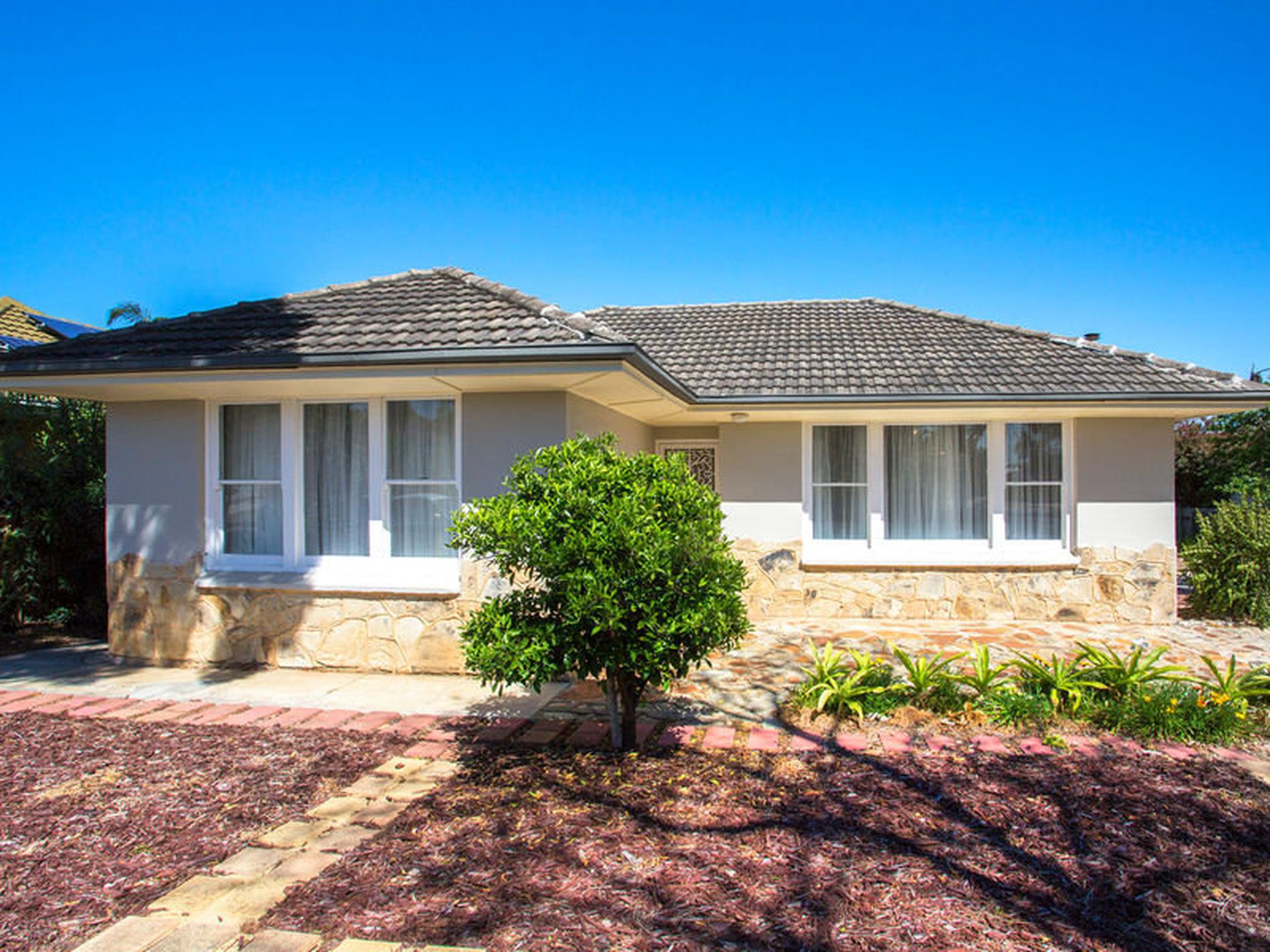 15 Comet Avenue, Netley