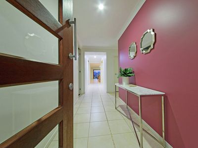 43 Higgs Circuit, Wynnum West