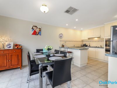 6 / 9 Cartwright Street, Oak Park