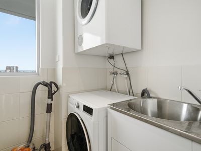 806 / 19 The Circus, Burswood