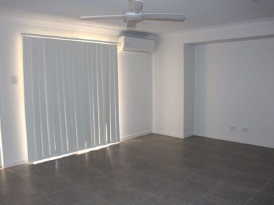 1 / 57 Bradnam Way, Urangan