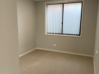 2 Hope Crescent, Bossley Park