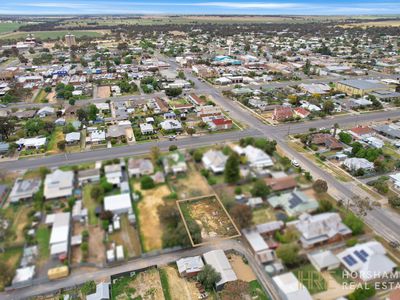 8B Woolcock Street, Warracknabeal