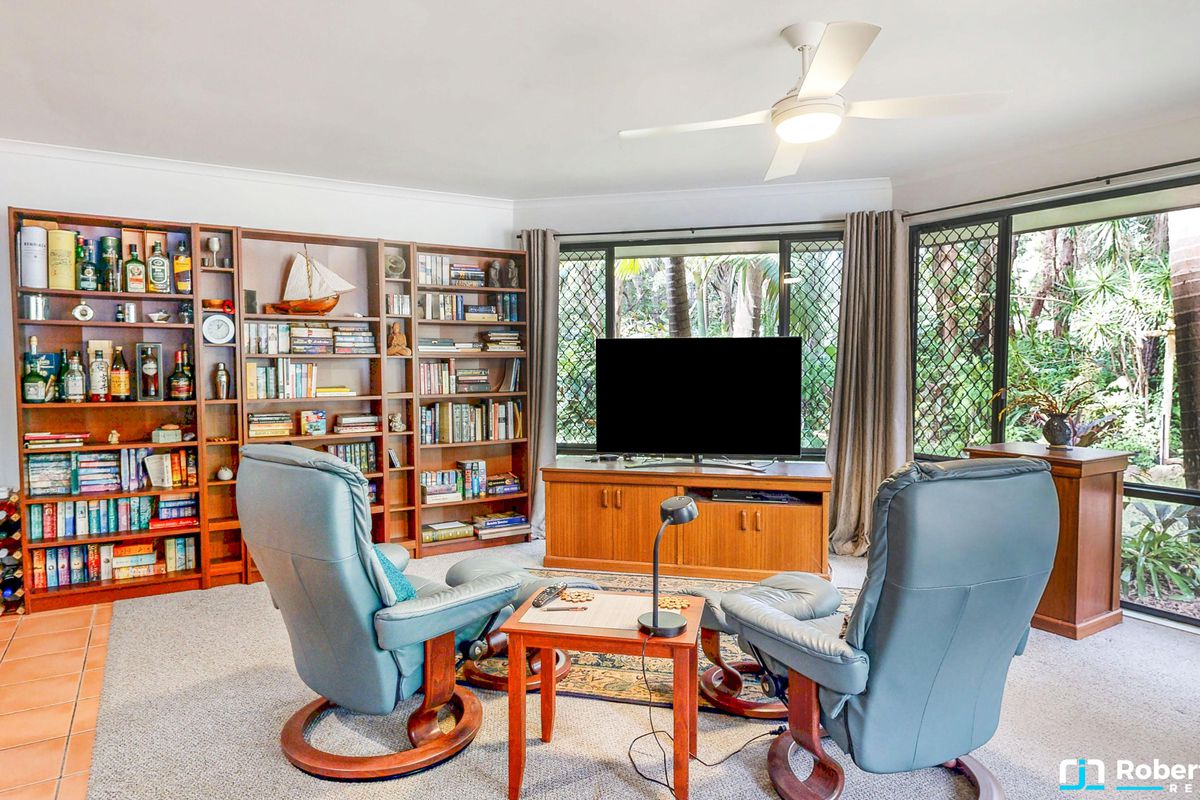 90 Woodhaven Way, Cooroibah