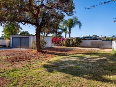 15 Robertson Street, West Lamington