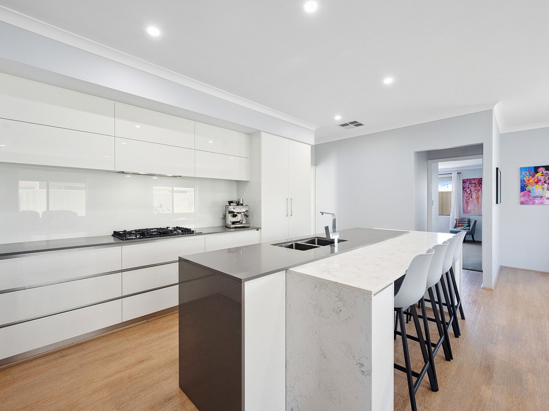 18 Lancaster Loop, Piara Waters