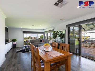 20 Viewbay Court, Lovely Banks