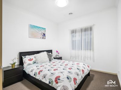 23 BLACK RANGE AVENUE, Craigieburn