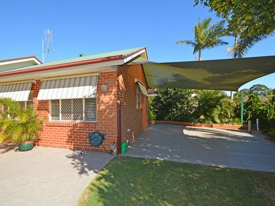 8 Lakeside Court, Torquay