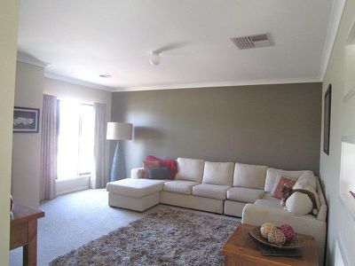 7 Crossley Avenue, Epsom